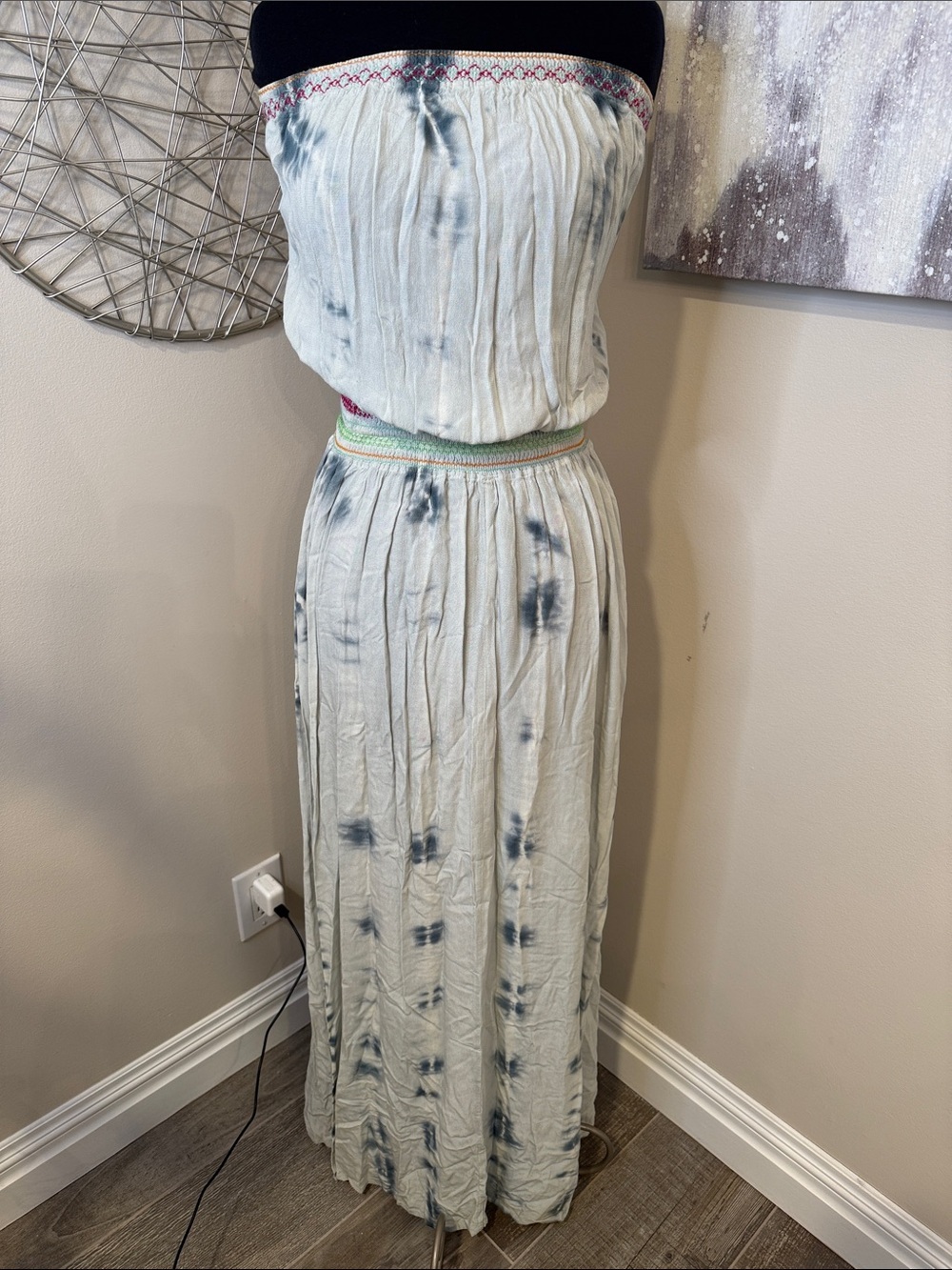 Strapless Tie-Dye Maxi Dress with Embroidered Waist